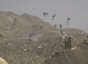 قنابل عنقودية