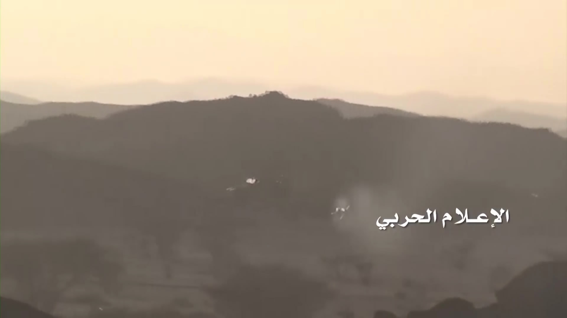 إحراق-مدرعة-عسك20160208-1811171