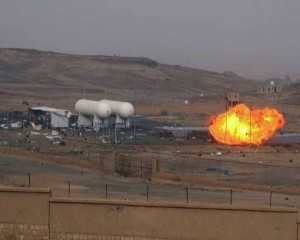 في الـ28 من مارس العام الفائت: العدوان يخنق سكان صعدة بتدمير محطتي الغاز والكهرباء