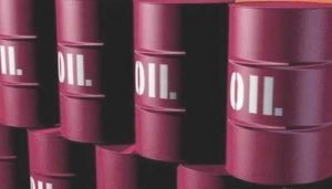 استقرار أسعار النفط فوق 45 دولارا بفضل المخزونات الأمريكية