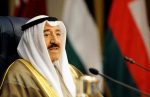 أمير الكويت يؤكد ضرورة مواصلة المشاورات لتحقيق السلام المنشود