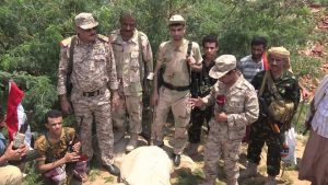 قائد المنطقة العسكرية الخامسة ووفد الجبهة الإعلامية يتفقدون المرابطين في ميدي