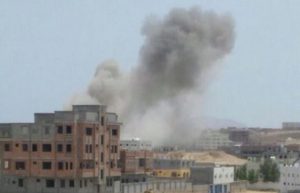 إصابة 3 مجندين ومواطن جراء انفجار سيارة مفخخة بالمكلا