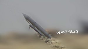 صاروخ زلزال 2 يدك تجمعات للجنود السعوديين قبالة منفذ علب بعسير