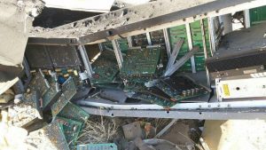 طيران العدوان يستهدف مطار صنعاء الدولي ويدمر منظومة الإرشاد الملاحي