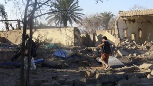 استشهاد مواطن وإصابة آخر بغارة لطيران العدوان استهدفت منزلهم في مديرية صعدة (صور)