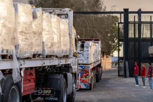 40 منظمة إنسانية دولية: “إسرائيل” تعرقل دخول المساعدات إلى غزة